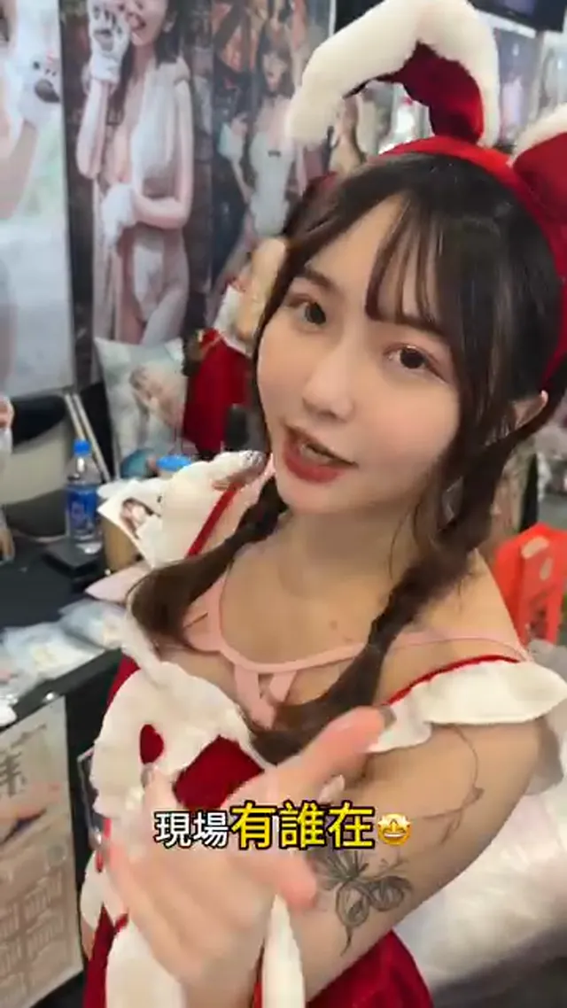 穿了衣服 直接認不出來誰是誰？ #寫真 #tse #展覽 #台北展覽 #南港 #南港展覽館 #jkf #女郎 #jkf女郎 #性感 #搞笑 #搞笑视频