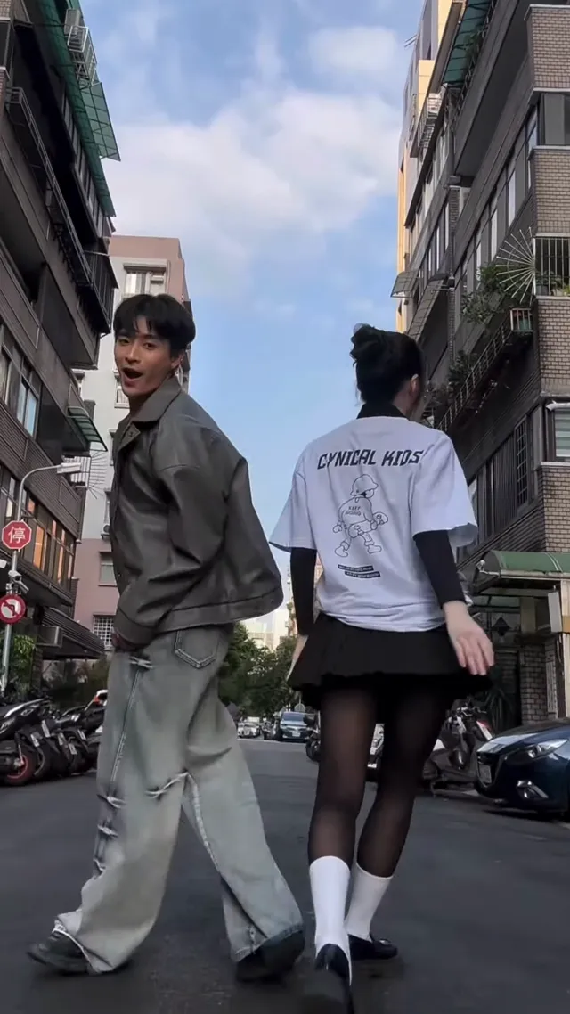 Zico(지코)`SPOT!(feat.JENNIE)✨終於換我跳ㄌ！ 超熱so hot☀️ #spot #zico #jennie #dance #spotchallenge #0元不用錢