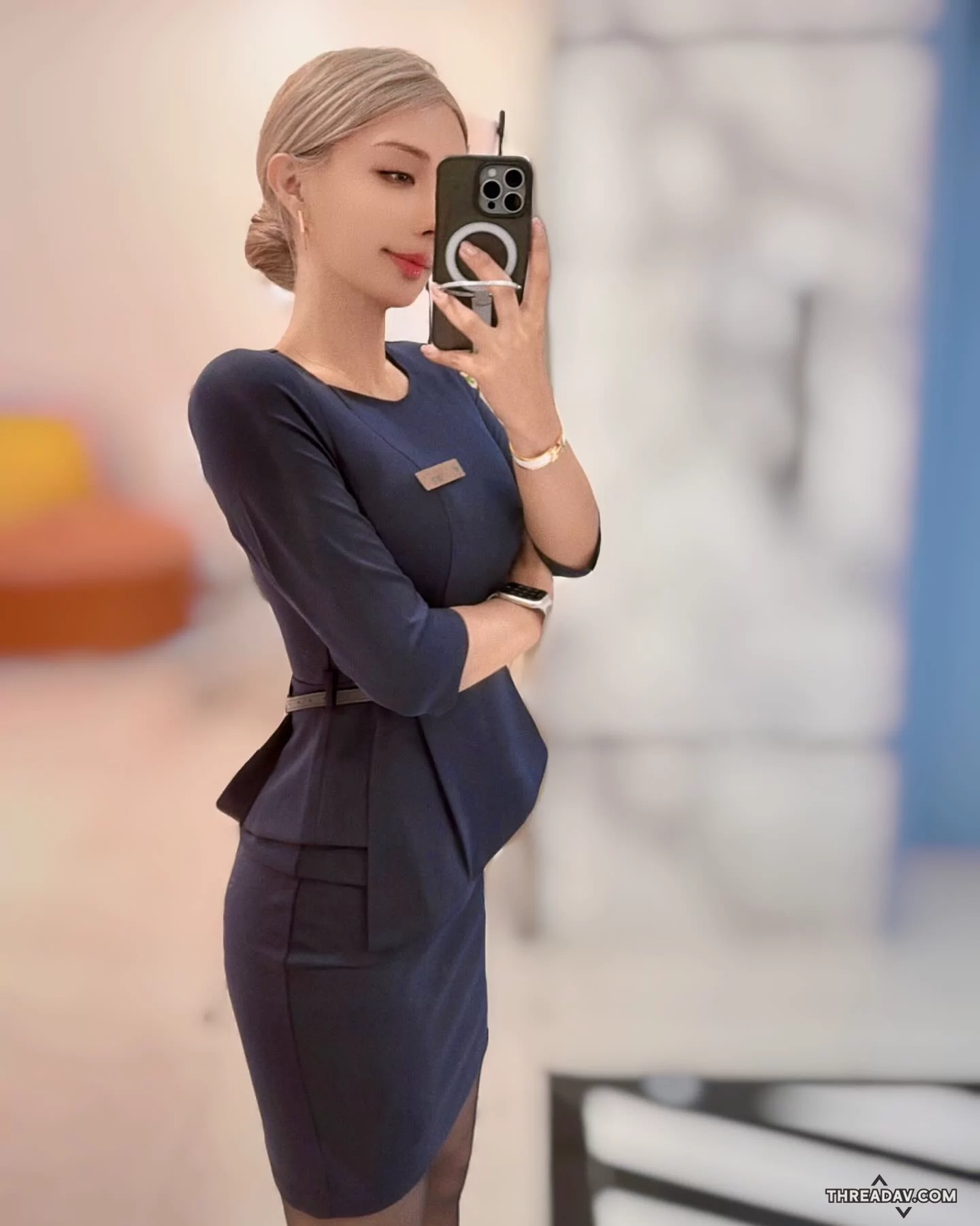火辣長腿美容師Yun An畇安：同事難以抗拒的每日誘惑 - 網路美女熱話