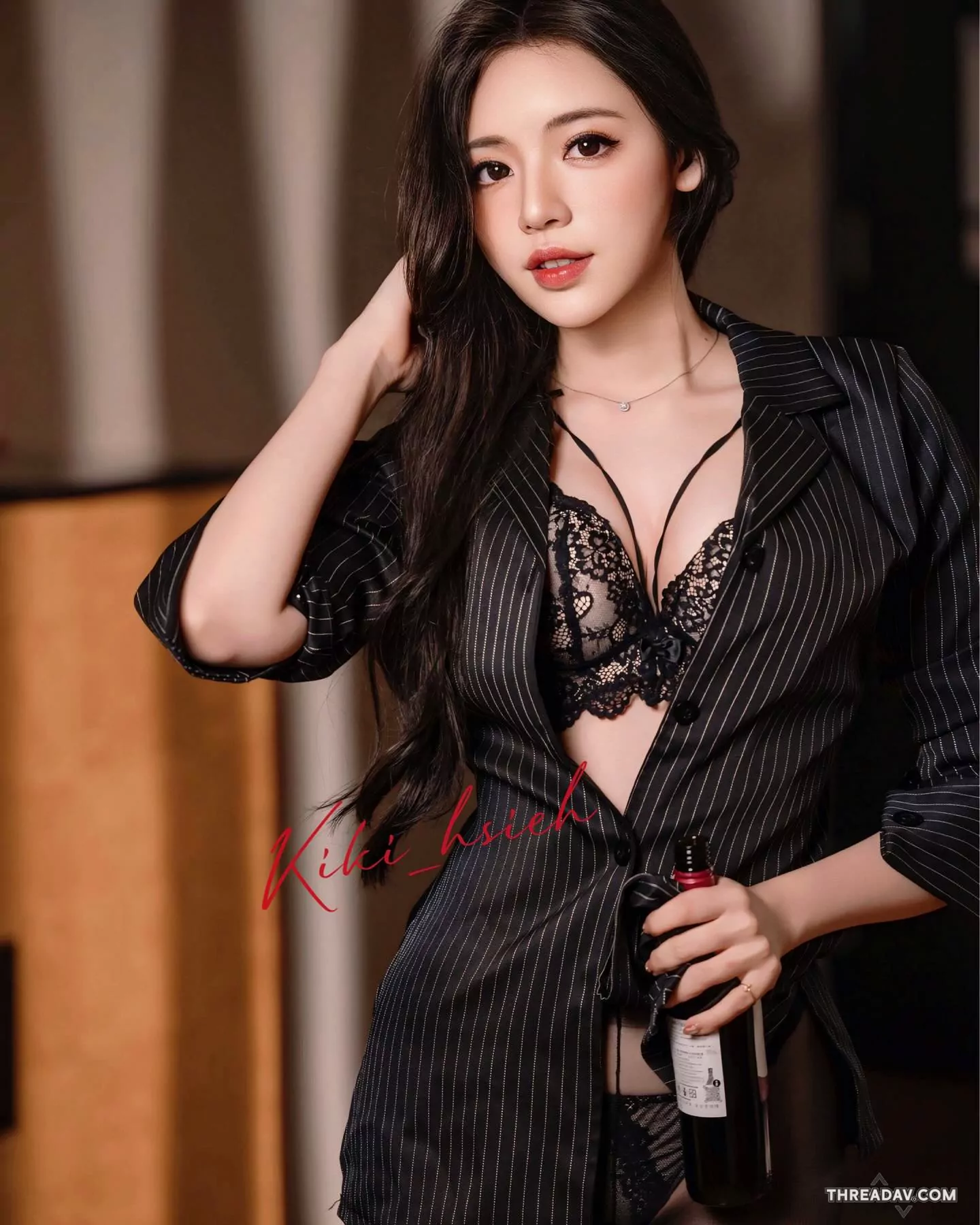 揭開私人會議！謝立琪女上司魅力爆棚，你不能錯過這個視頻！