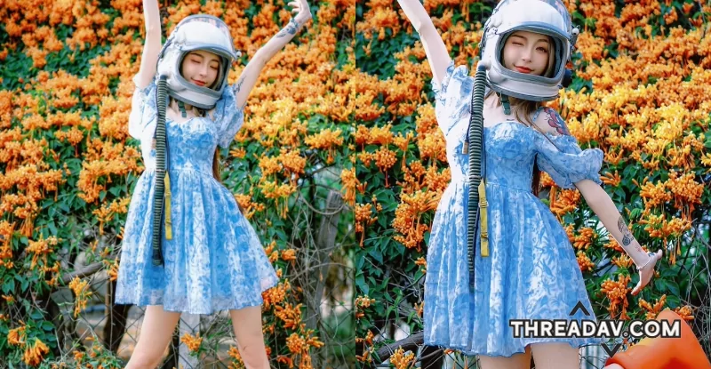 飄哥「原子小甜妹」藏炮仗花間，她的「可愛笑顏」讓網友瞬間墜愛！