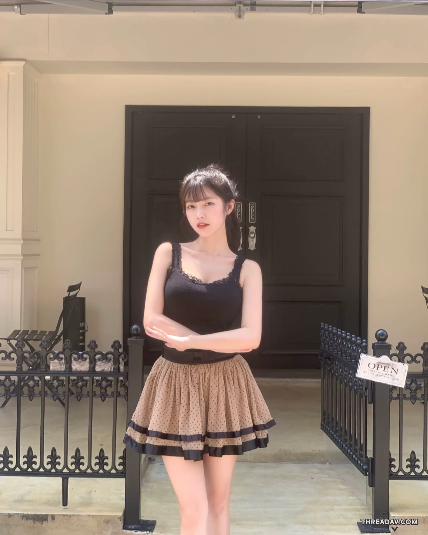 驚爆！清純韓國正妹比基尼秀「雪白美乳」，衣服下深不可測！- 網路美女