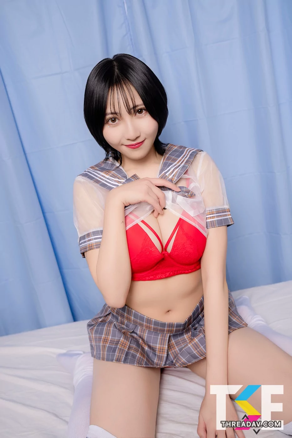 日本寫真偶像《辻莉莉莎》性感巨乳、火辣蜜臀、完美蠻腰曝光！專業攝影師大讚 - 網路美女