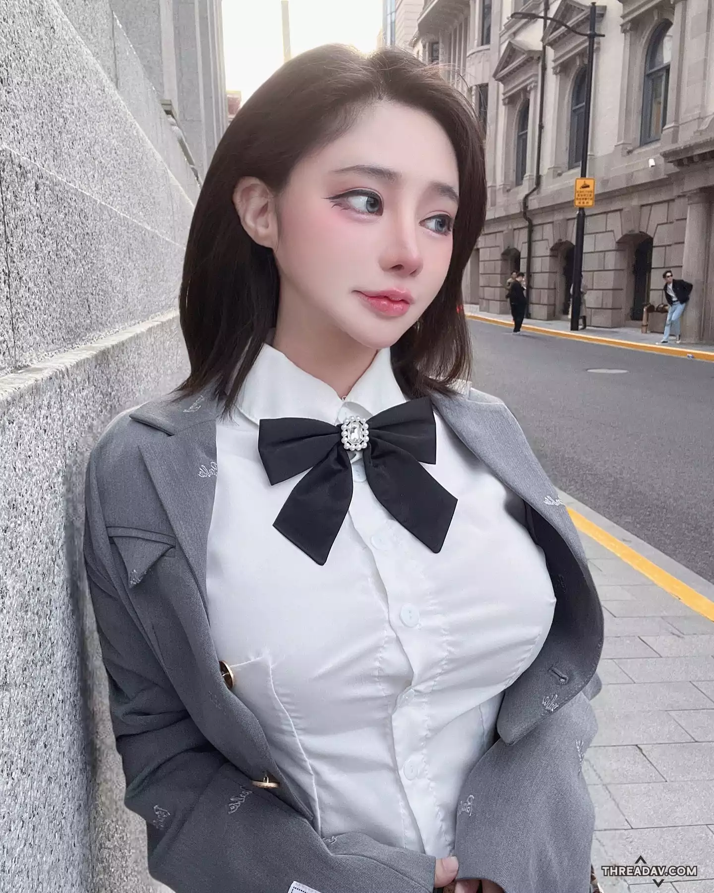 就要這樣玩！「神級Coser」騎乘式、膝上舞、馬殺雞「服務」超到位～ - 網路美女