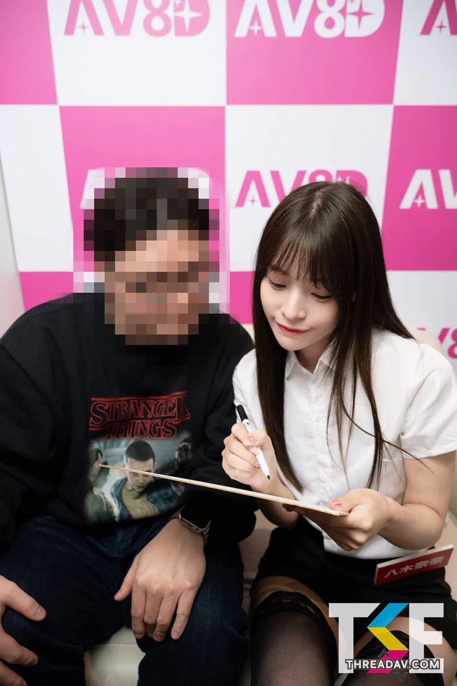 老師穿這樣上課你考試考幾分？美女教師「TSE學服祭」手把手親身教學中 - 網路美女
