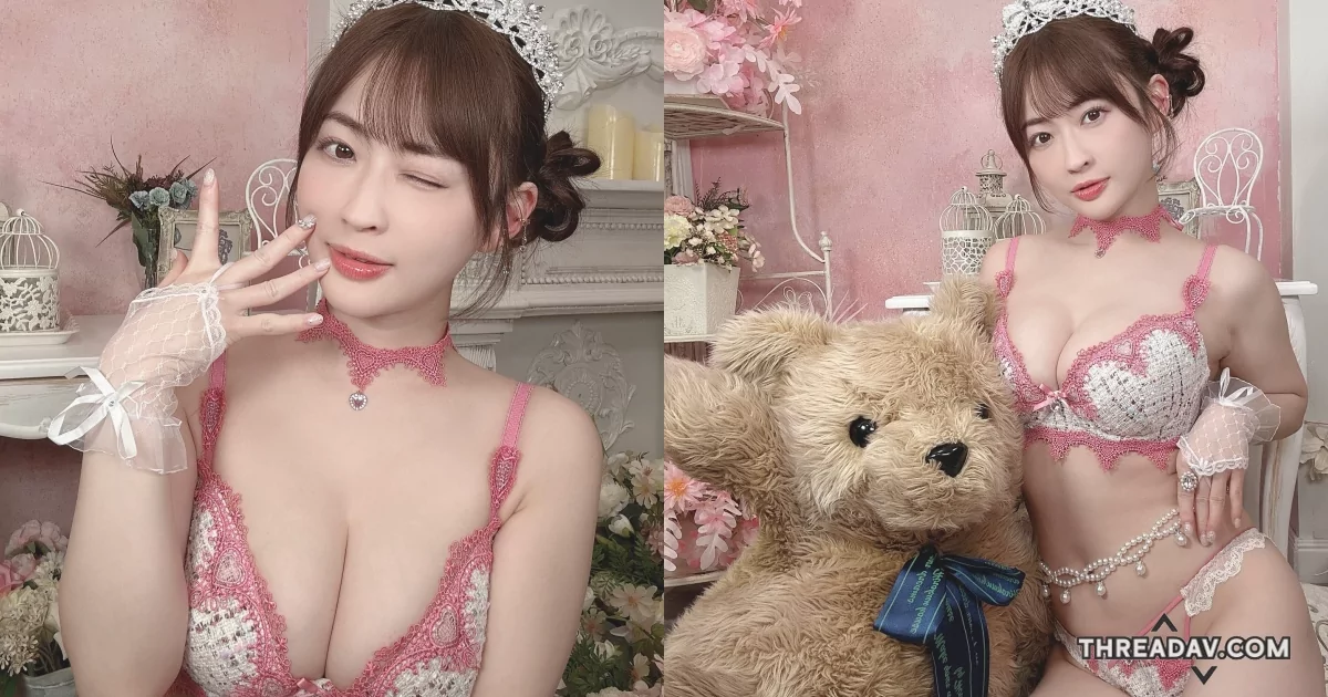 超萌棉花糖雪乳女孩！童顏巨乳小隻馬「美梨」白嫩美體即將降臨TSE學服祭啦！ - 網路美女