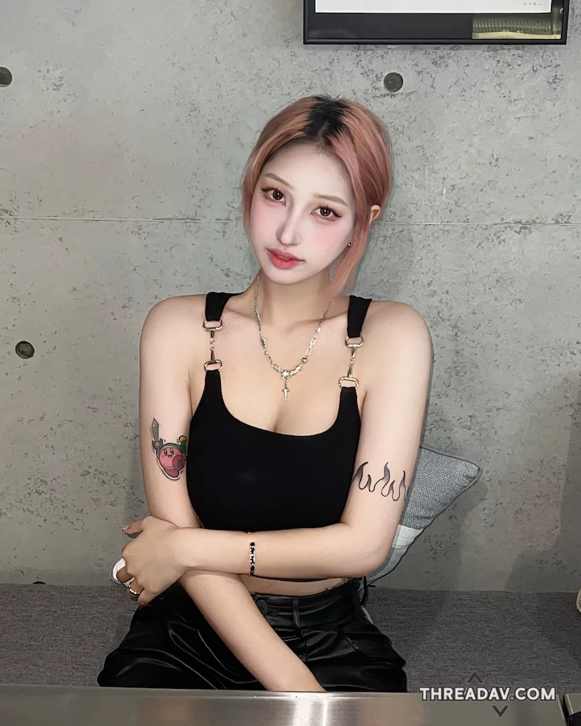 和你誘惑互動！高挑美胸正妹「小熊」將出席TSE！ - 網路美女