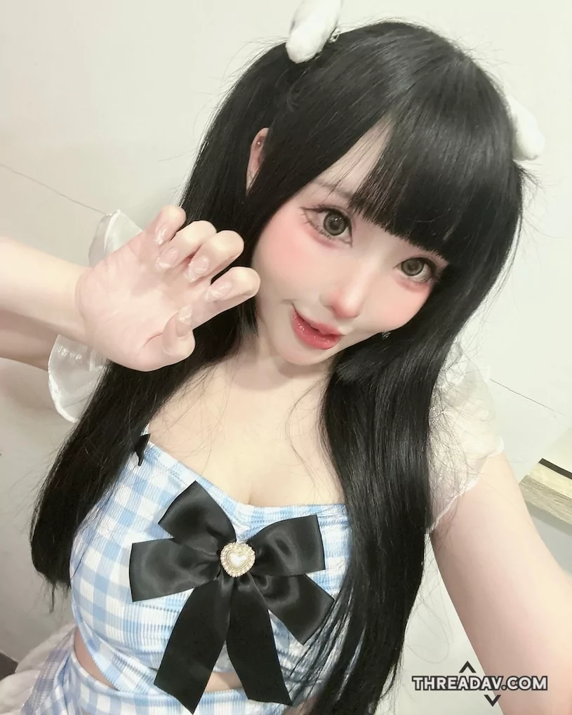 校園峰神榜！大眼巨乳妹「冰熙」與你在TSE有約！ - 網路美女
