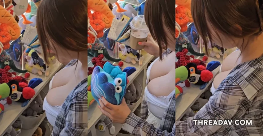 巨乳女網友連線逛狗玩具　網友全歪樓：想玩那兩顆球！ - 網路美女