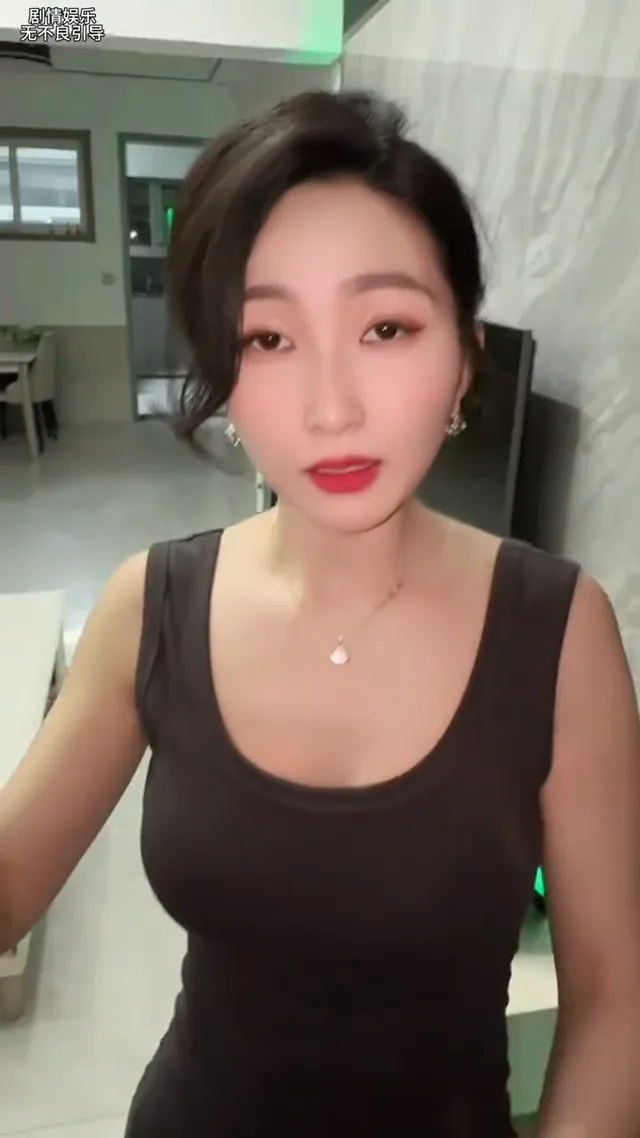 渴了，喝口水嗎