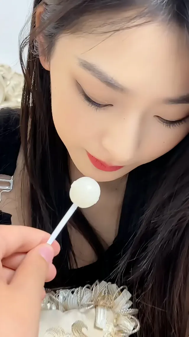 如果女生讓你摸腿代表什麼？😄