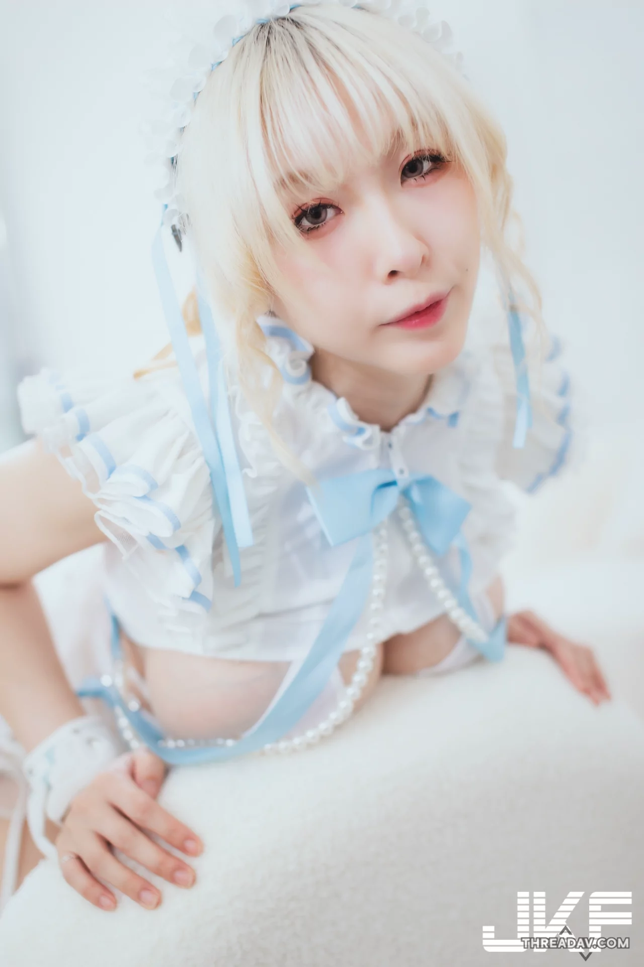 火辣辣妹「黎菲兒」的居家誘惑，南半球太過雄偉！ - 超飽滿巨乳辣妹