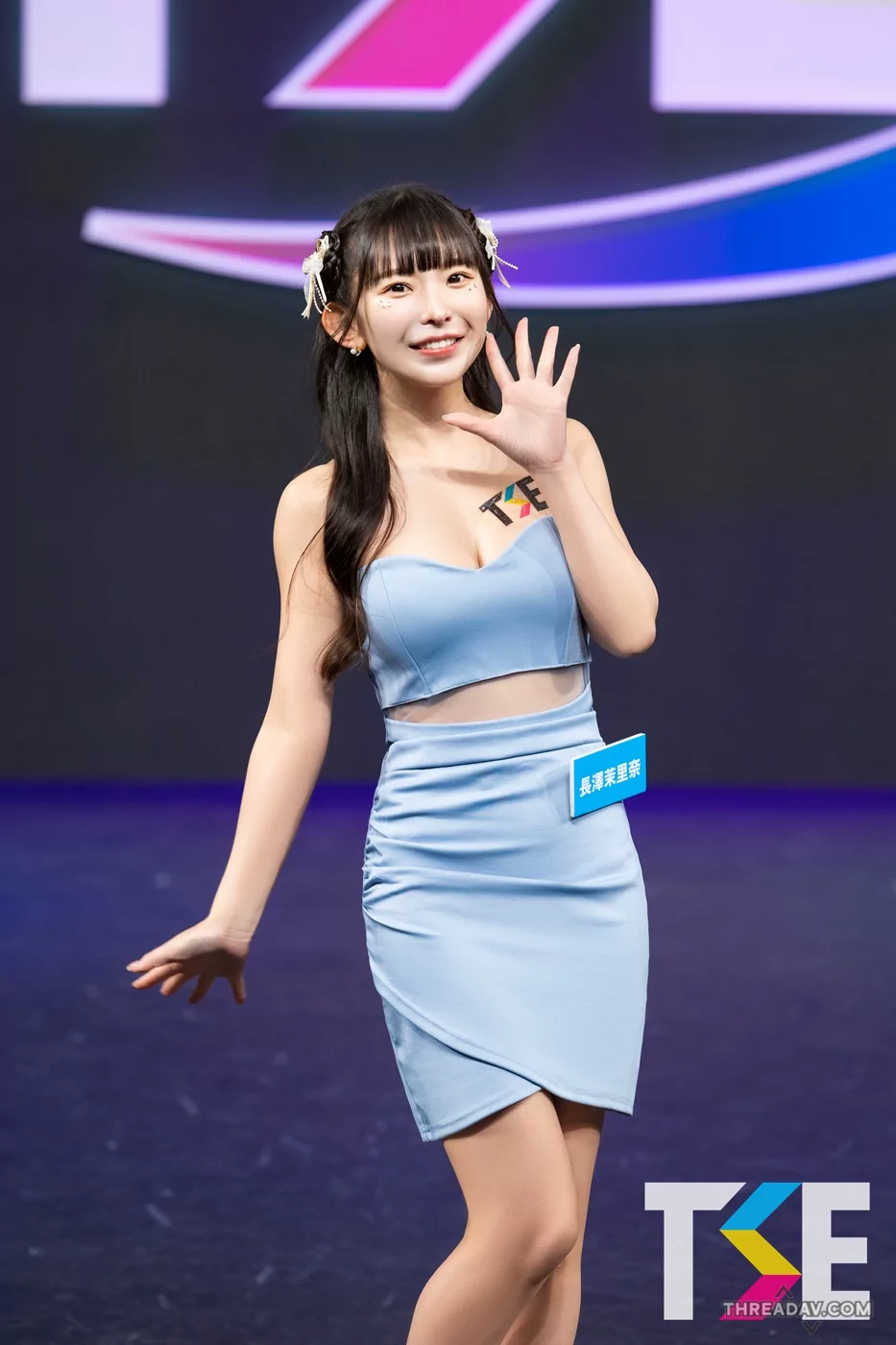 「長澤茉里奈」見面會驚喜！童顏巨乳偶像與粉絲親密互動 - 不容錯過的現場回顧