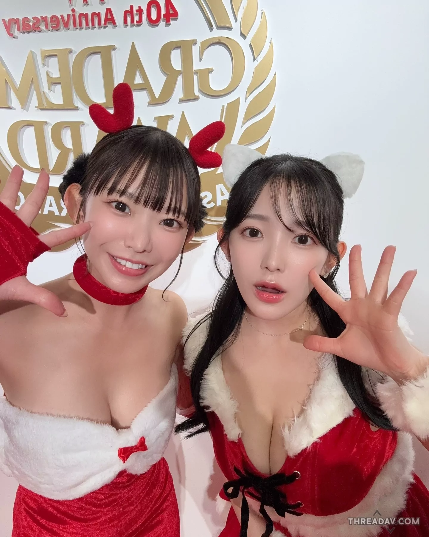 聖誕特輯：天木純與長澤茉里奈的迷人合體祝福 - 網路美女爆紅時刻