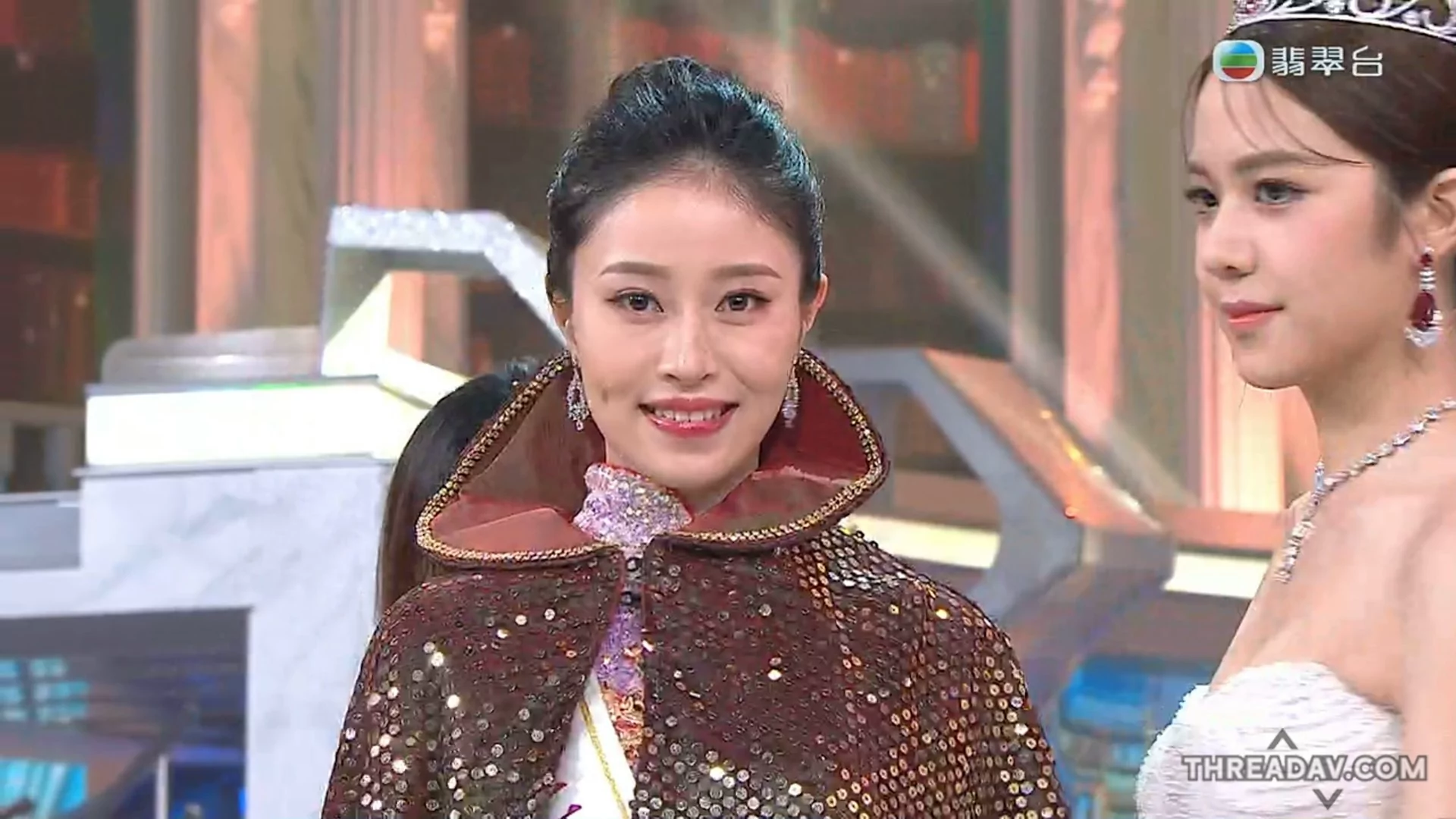 倪樂琳奪得2024年香港小姐冠軍！曾拍水中寫真獲「城大李嘉欣」美譽 - 網路熱話