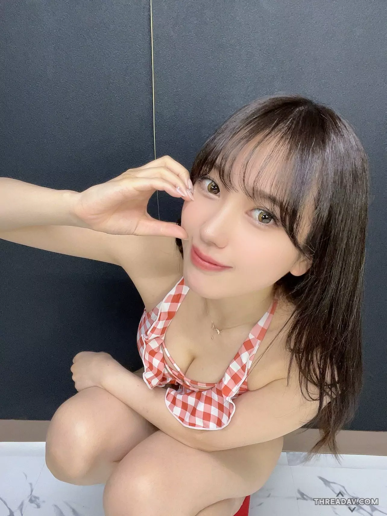 小湊四葉參加史上最大泳池攝影會！網路美女大放異彩