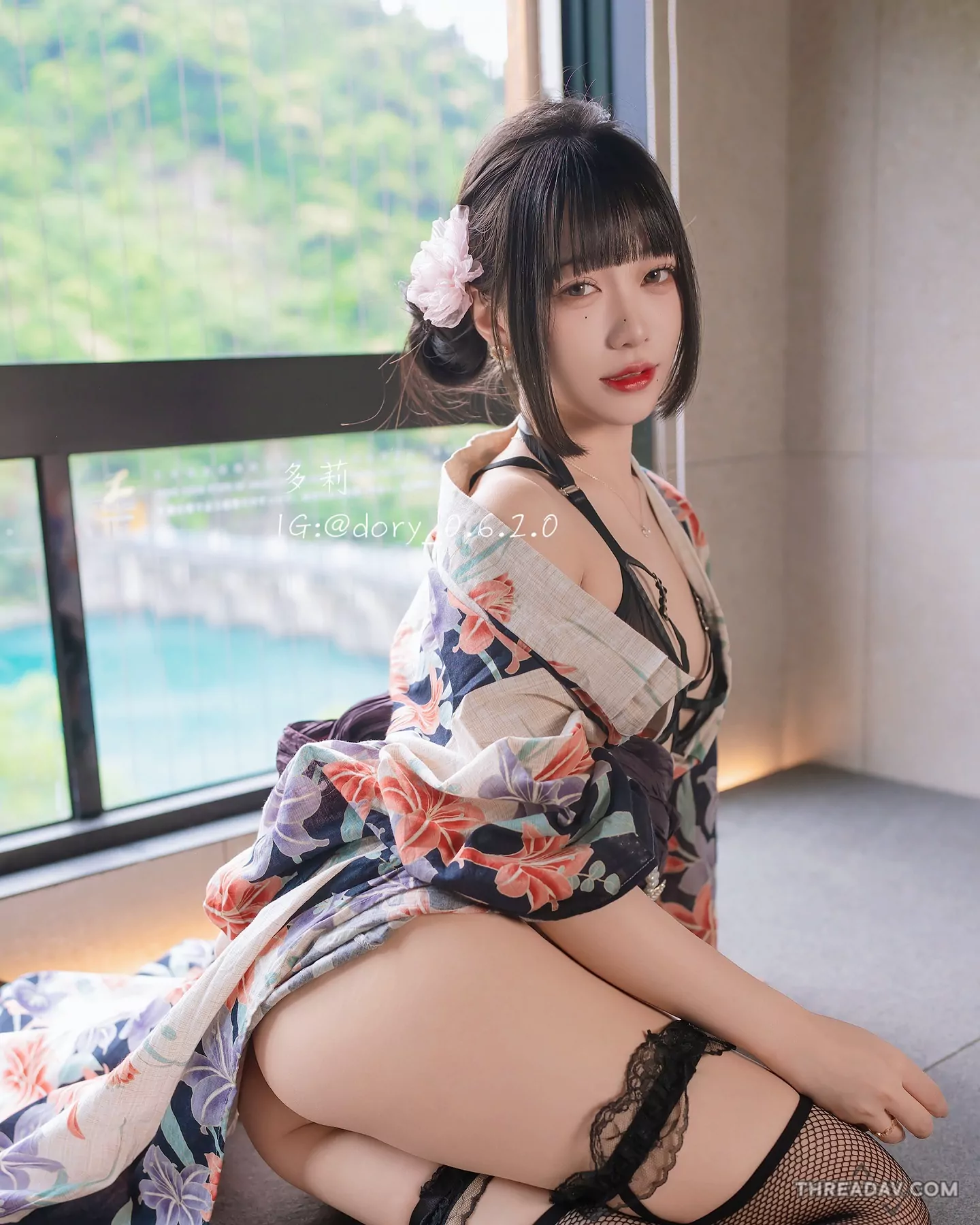 【爆乳下水】性感美女Dory辣浴衣自拍照曝光！超火辣姿勢引關注！- 網路美女