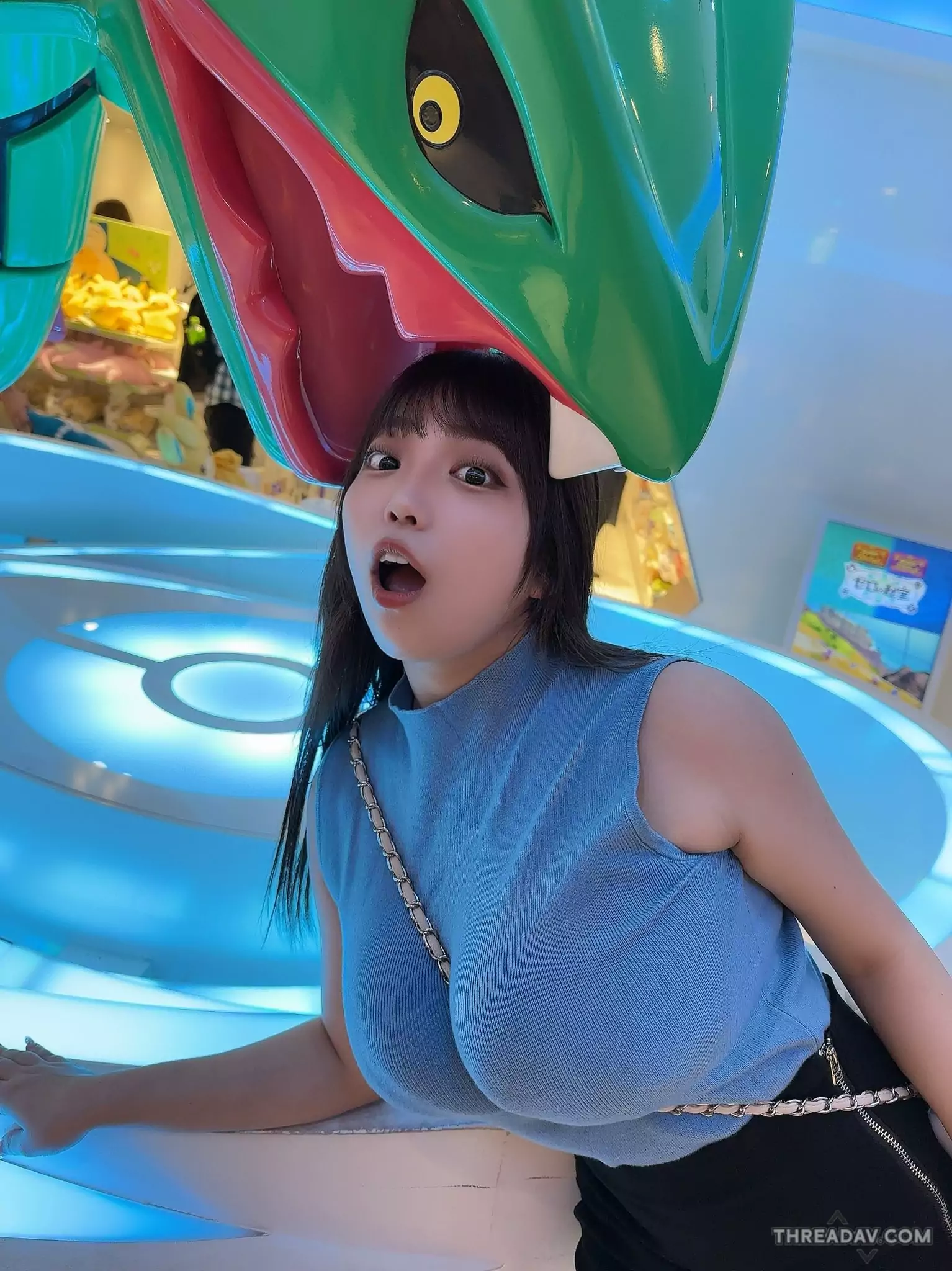 巨乳妹Ｉ奶被烈空坐吃！網友卻忽略重點