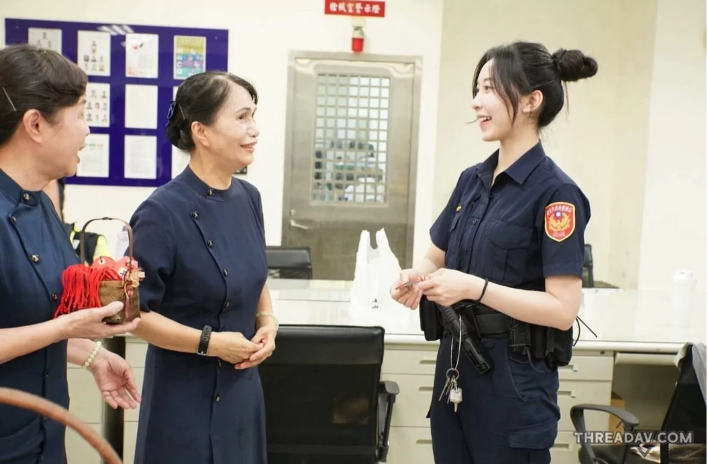 網友瘋愛！超仙女警察讓你心動不已