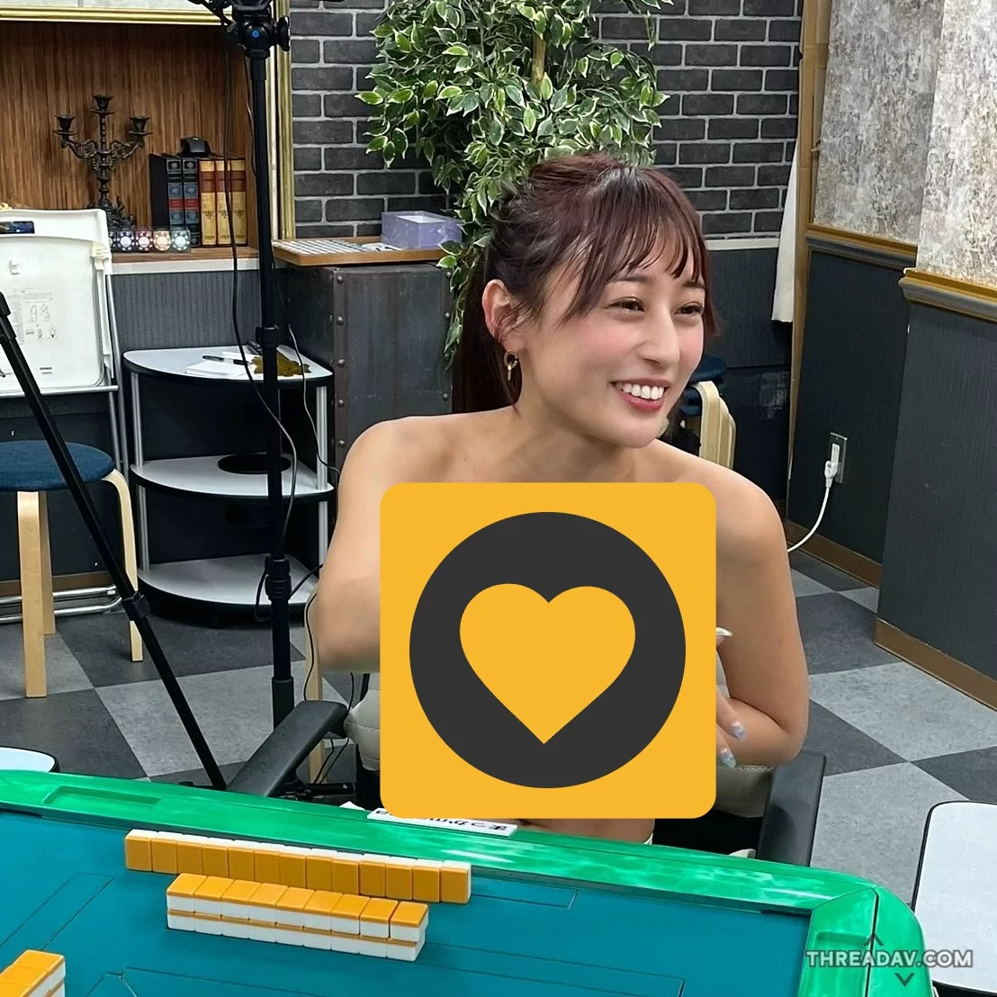 無罩女王《まっかmacca》挑戰脫衣麻將！瘋狂輸到全裸！必看！