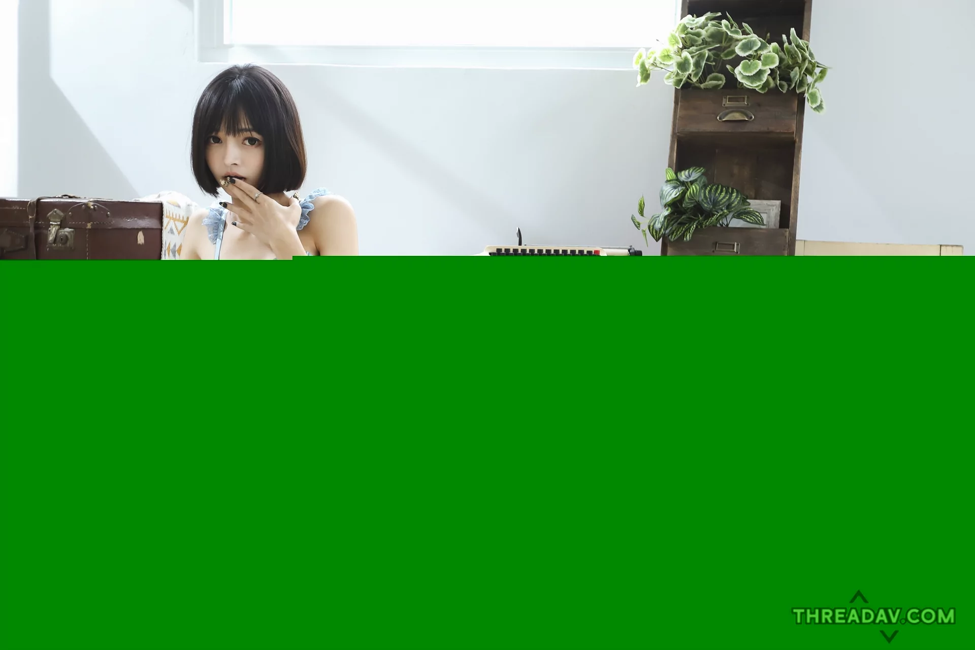 A栗Eri火辣內衣秀！淡藍蕾絲展現完美身材