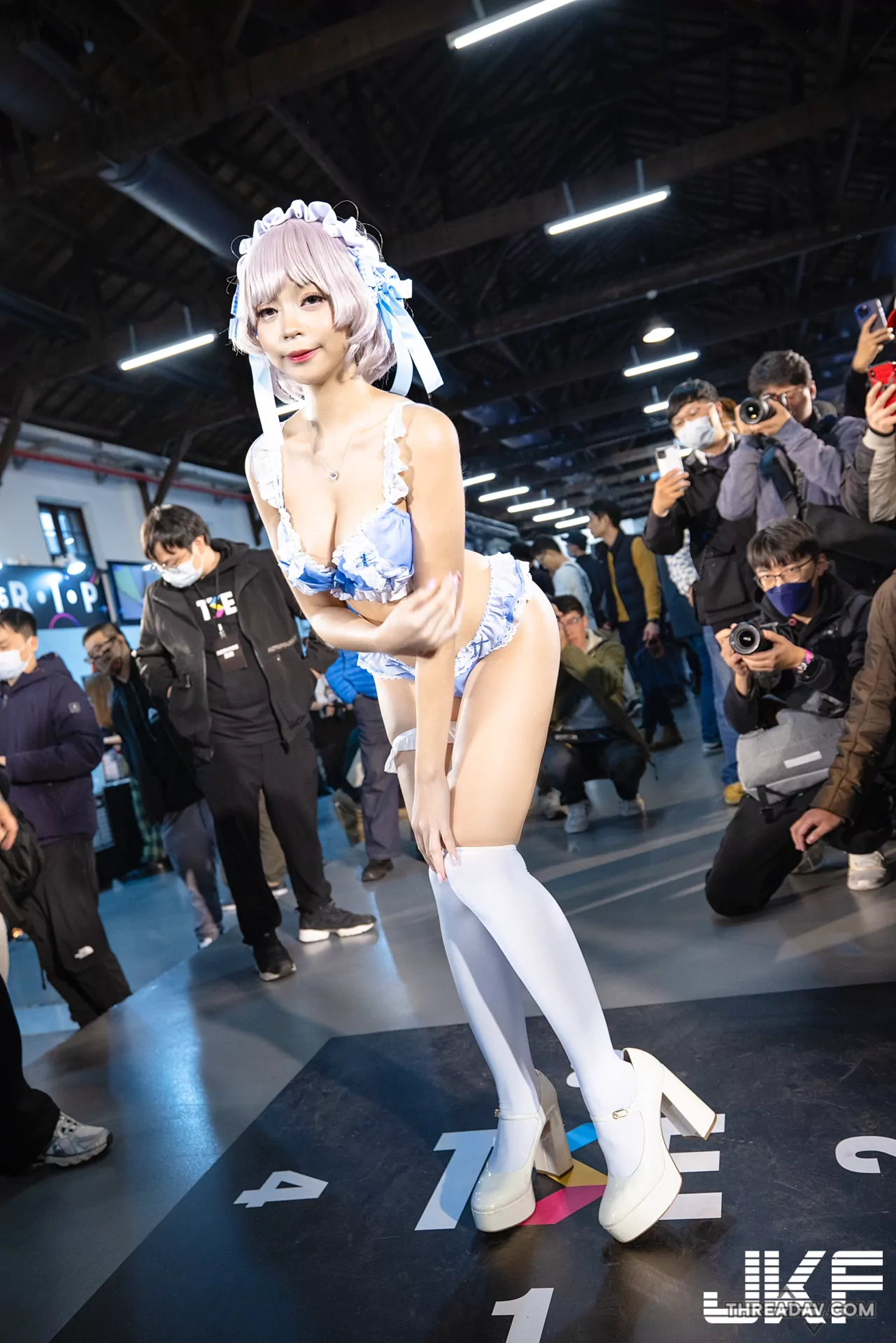 【必看】精靈系Coser「仁美」三連霸！搖擺「巨乳翹臀」引爆狂熱 - 網路美女