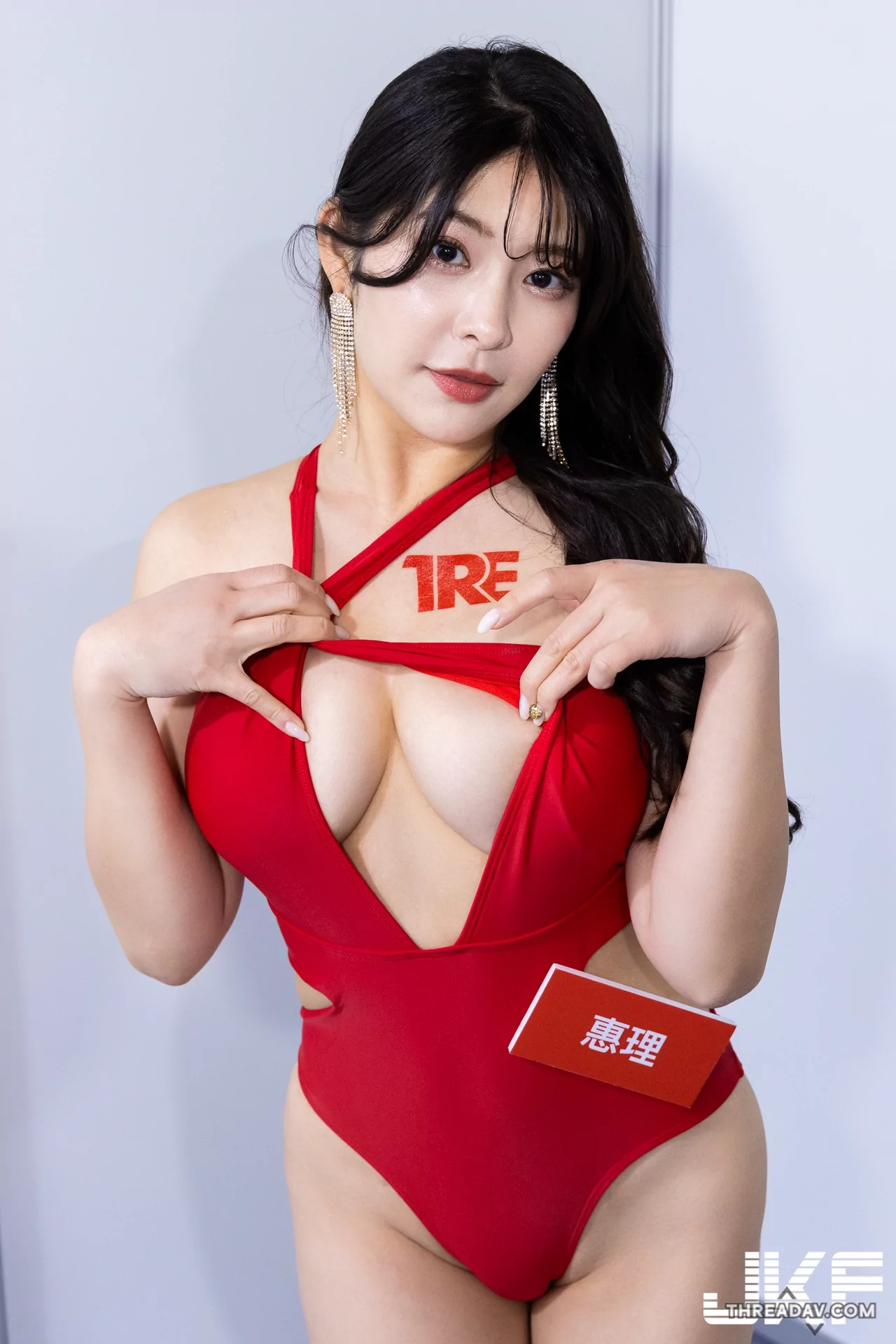 《惠理めぐり》性感近距福利！親臉感謝台灣粉絲的熱情支持
