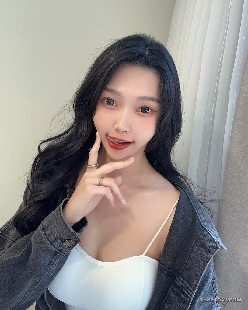 火辣美腿正妹「TY踢歪」胸型超邪惡！粉絲期待穿上旗袍裝