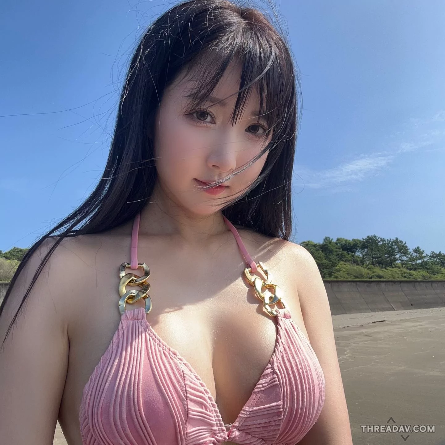 【獨家】功夫美少女「LEE LYN李璘」驚艷制服裙迴旋踢！蜜桃美臀從裙底亮相！
  LYN李璘