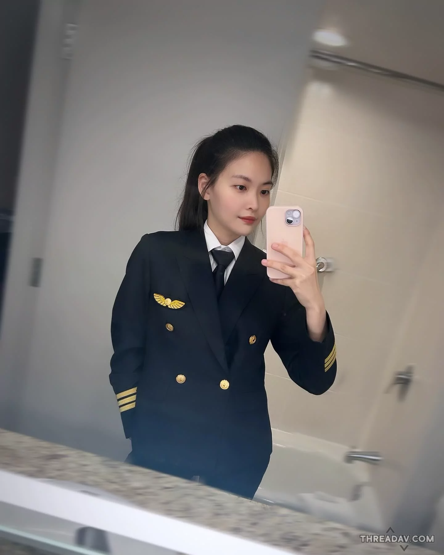 揭秘前AKB48 Team TP研究生成為全台最美機師，制服帥氣又甜美！