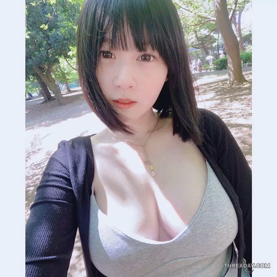 網紅催眠師Becky：甜美外貌與療癒之聲，網友驚嘆不已！