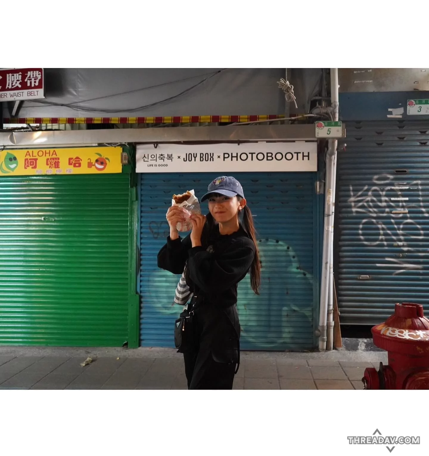 童顏美女長澤茉里奈在士林夜市品嚐台灣美食！超萌外貌引爆網路！
