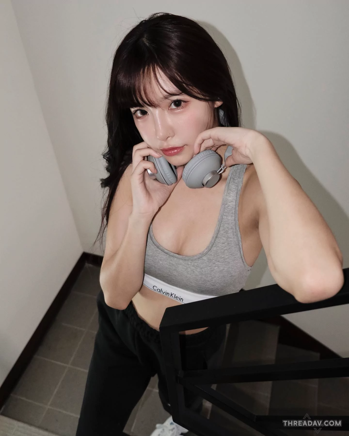 菲菲啦啦隊女神自拍腿長甜美臉蛋神似新有菜 - 網路美女必看！