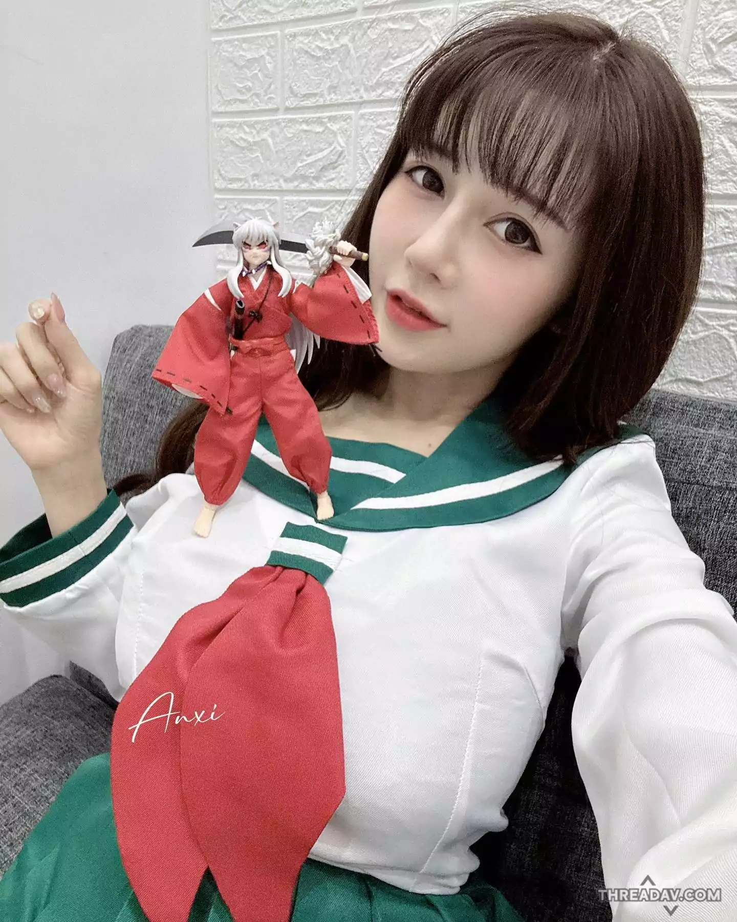 放大版阿籬驚現！「安希」以驚人歐派緊夾犬夜叉，坐下指令含義解密！