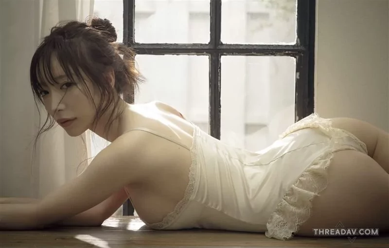 《清水藍里》從少女到輕熟女：13年寫真之旅與她的H奶魅力