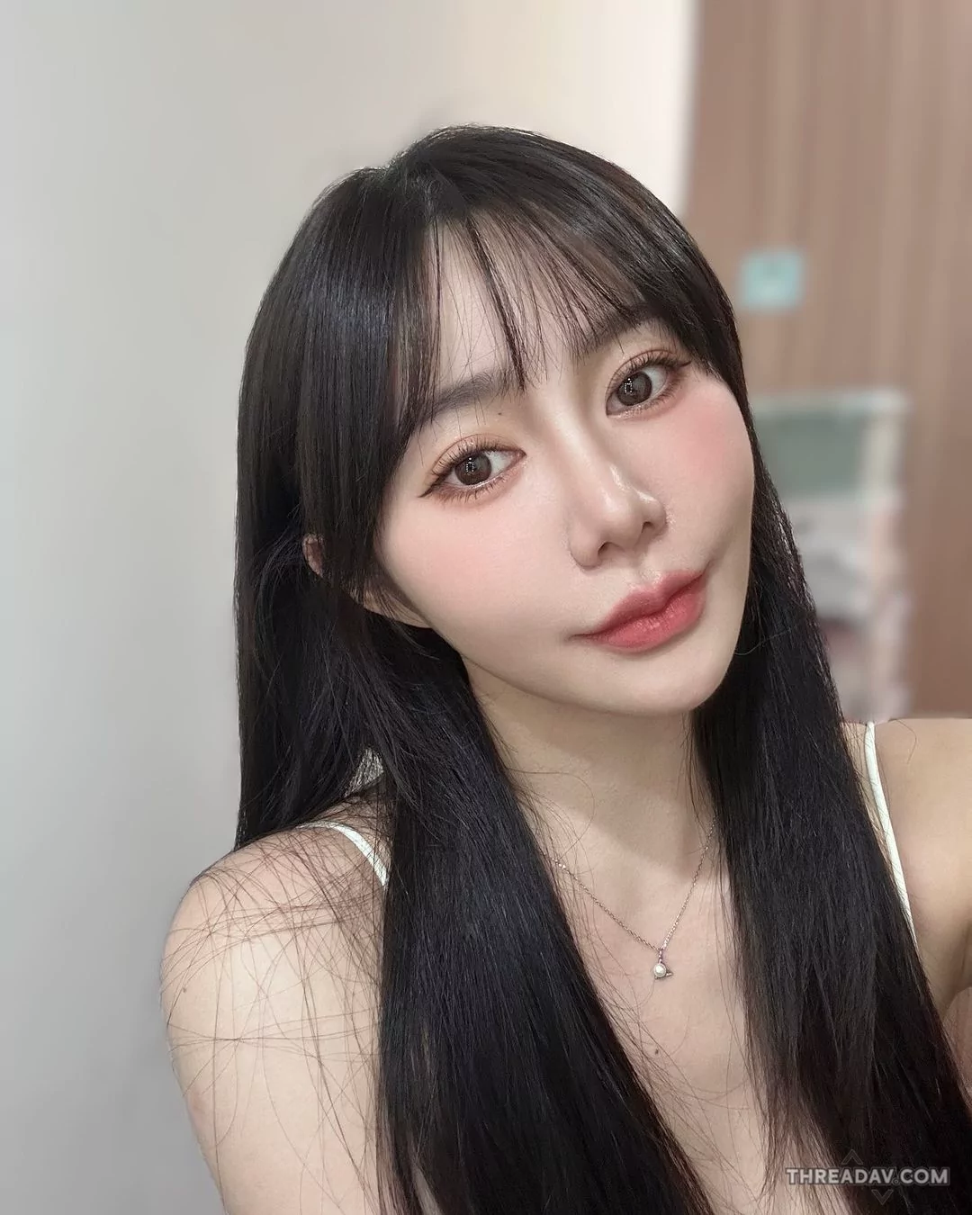 【獨家】白白Naomi占卜師：俏皮可愛E罩杯雪乳開放告白！