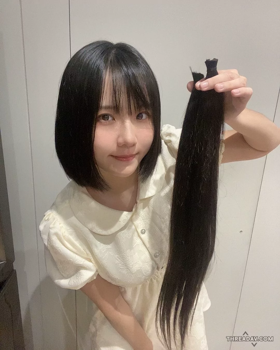 網路紅人Angela寶7剪短髮捐愛心！粉絲讚爆新造型 - 公益美容師的風采