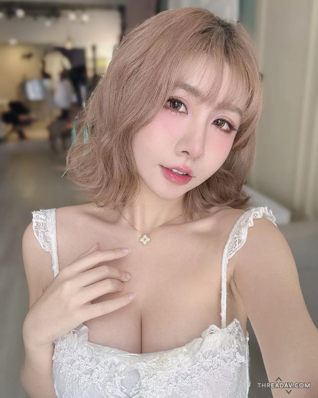 周念薰變身巨乳小隻馬洋娃娃！新髮型萌度飆升，網友全推爆
