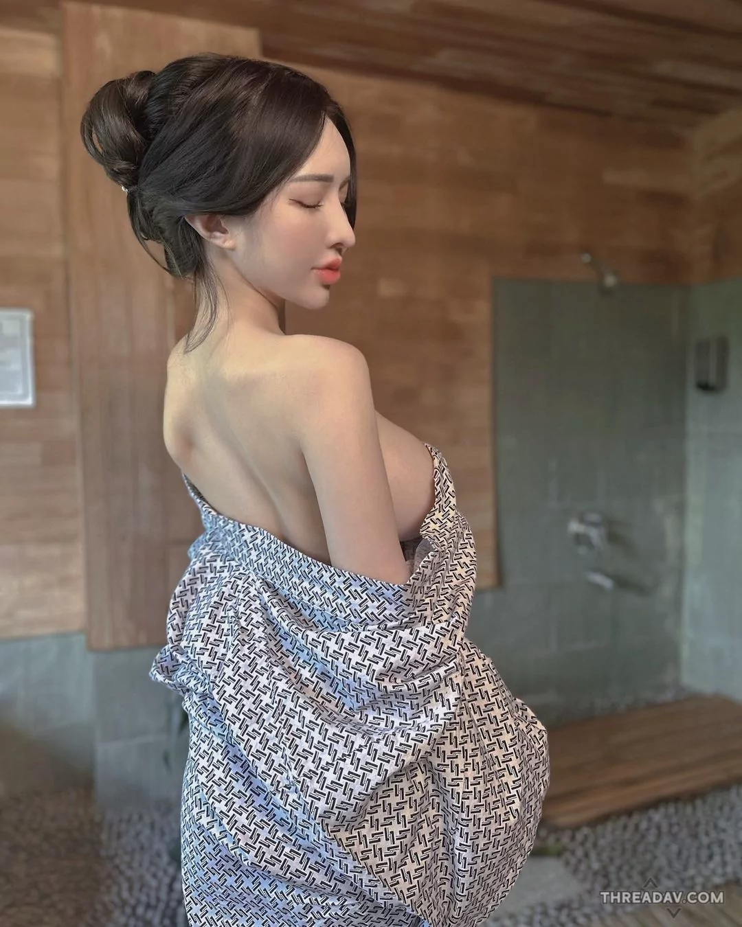 人間芭比雲嫣浴衣辣照曝光！粉絲瘋狂關注香肩側乳