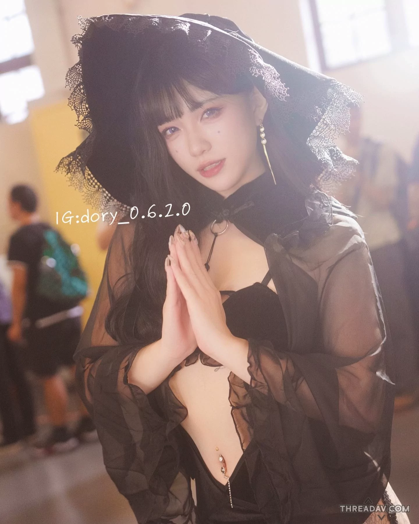 性感女巫「Dory」翹挺蜜臀無解戀愛咒！網路美女揭密