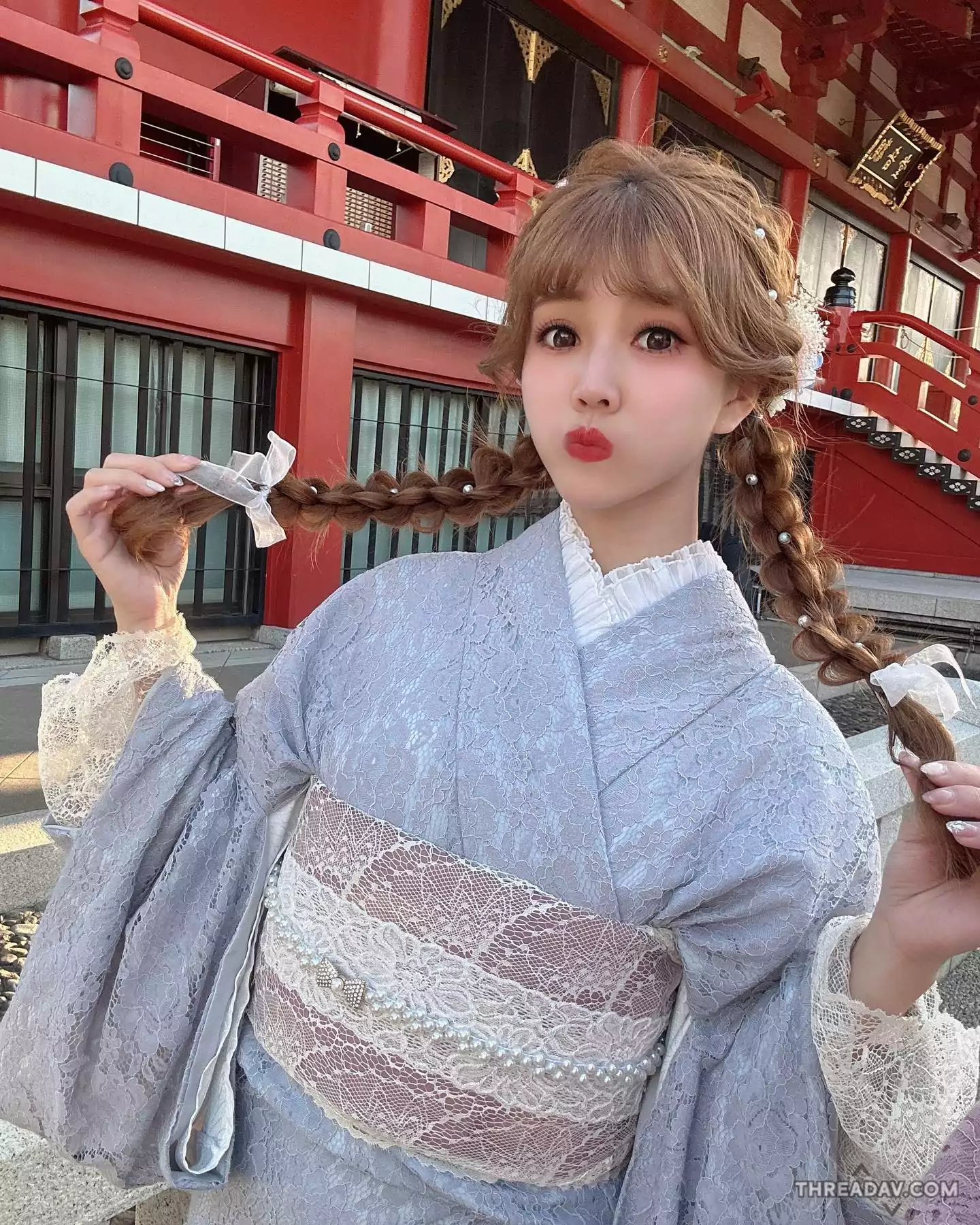 【超萌！】凱蒂老師和服遊淺草寺，櫻花妹造型甜美萌翻網友！