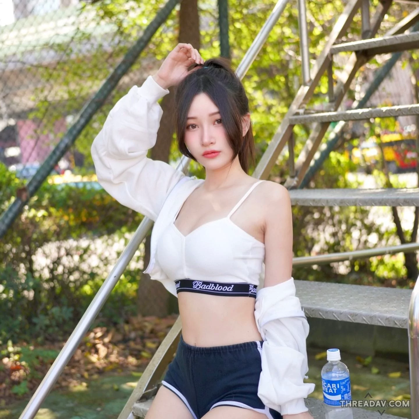 北科大校花「妮娜張張」曝光！性感運動內衣引爆校園熱潮