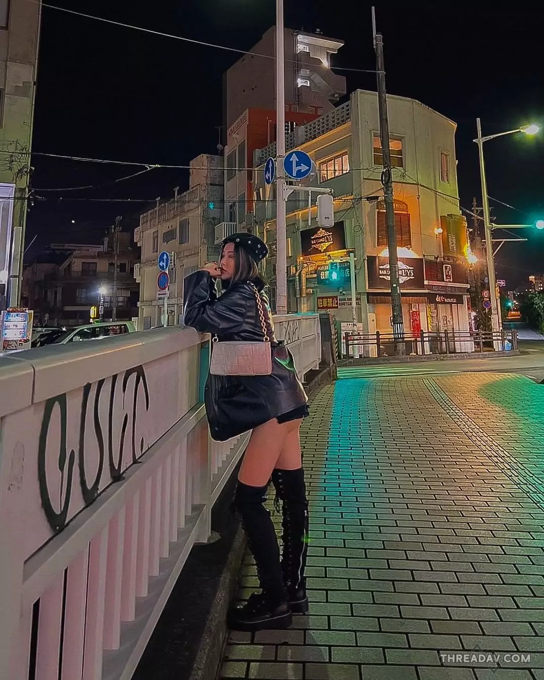 【爆紅美女】大眼尤物「親親」夜間小路掉蛋蛋，「渾圓臀肉」在冬夜超滋補！