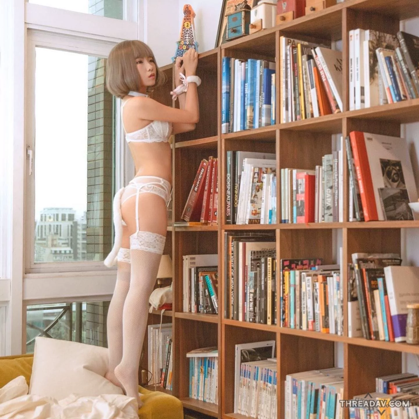 尹于心性感書房誘惑，魅力蜜臀挑戰你的理智極限！