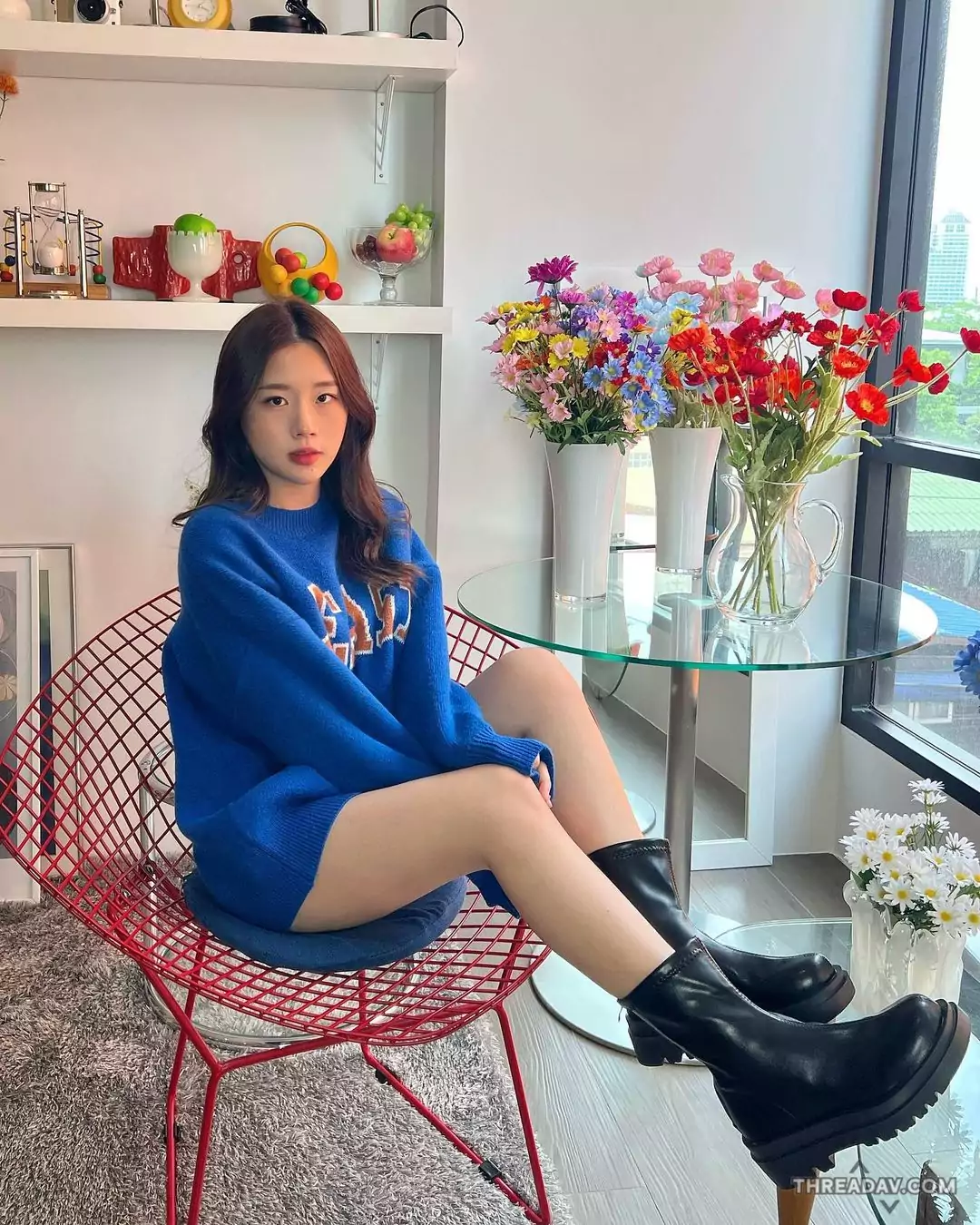 長髮美女的清新笑容：讓你一見鍾情的甜美氣質！