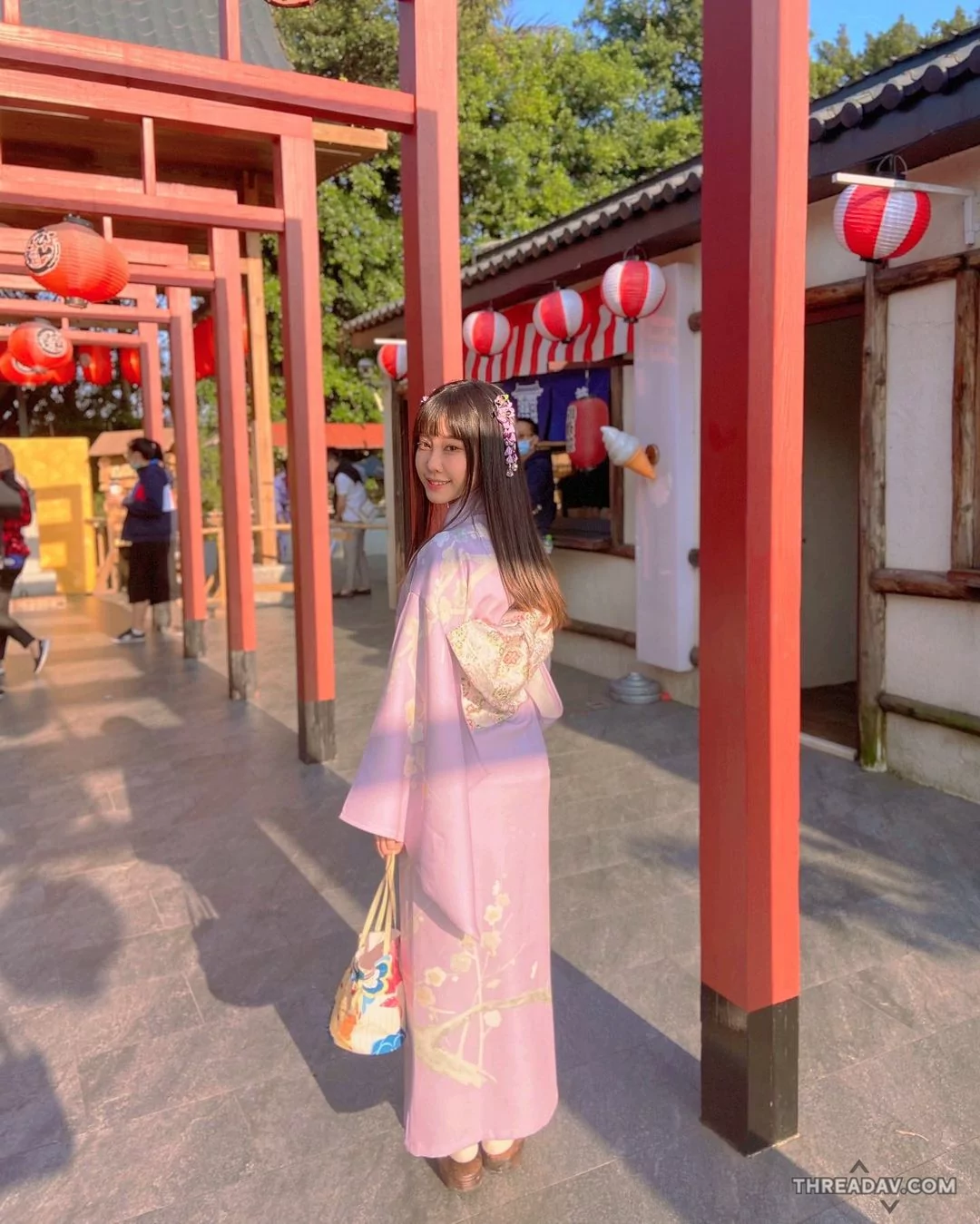 「安妮兔兔」浴衣造型超可愛！萌系臉蛋配性感內在，反差感讓人狂讚！