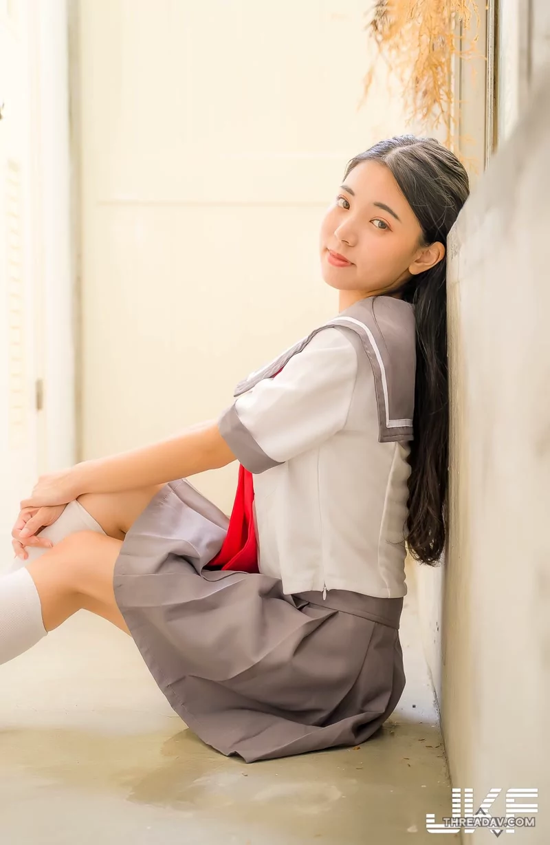 無辜制服美女「瑀彤」喚醒你的初戀回憶！