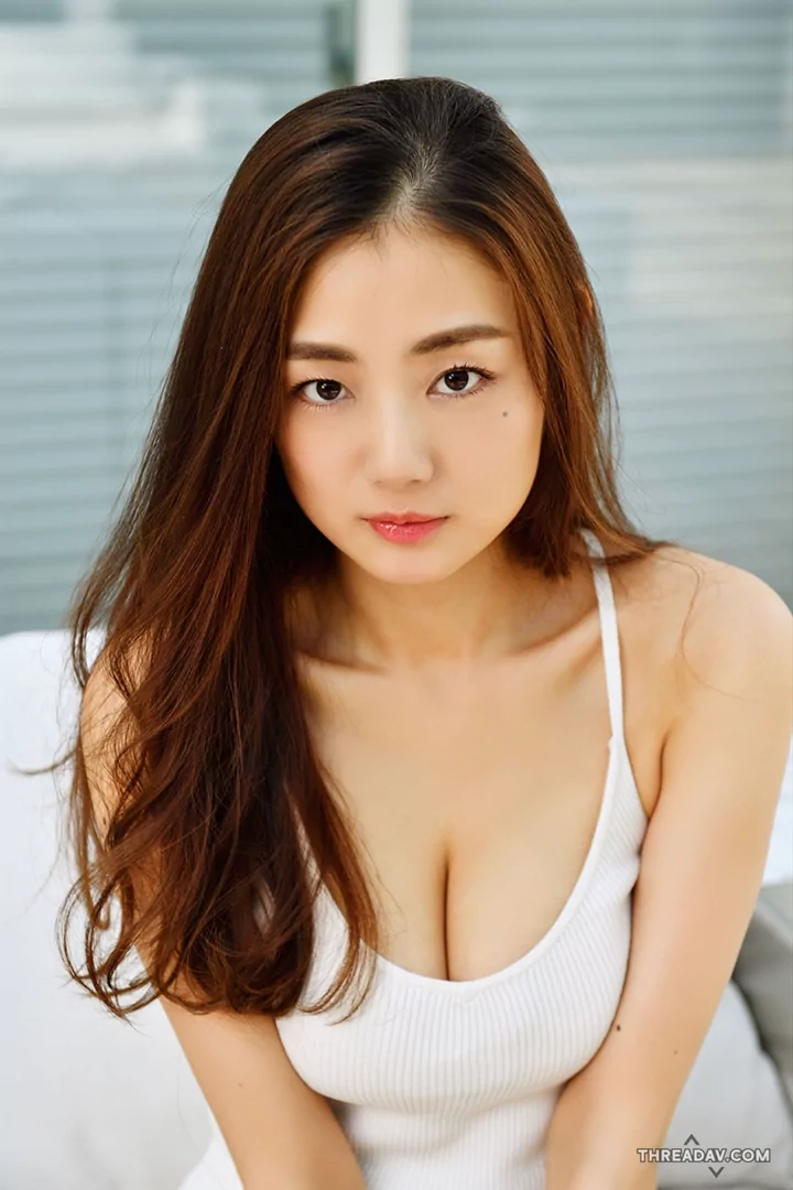 G 級女星「片山萌美」成功轉型演員，挑戰半裸寫真！