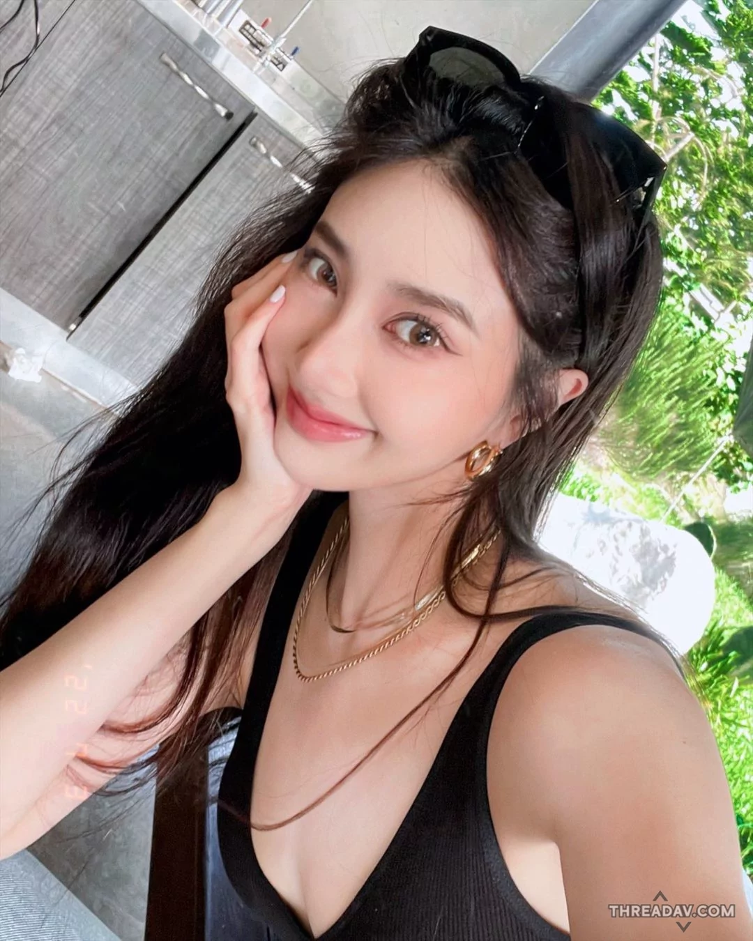 新加坡空服「Karen Chao」身材好逆天！歐美風高冷辣妹穿搭超養眼