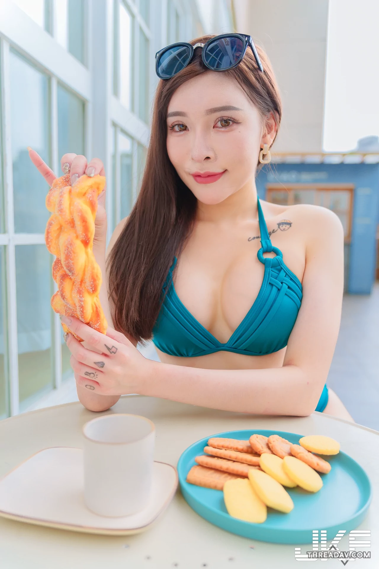 【爆乳辣妹】姍姍33比基尼度假！南半球誘惑露出